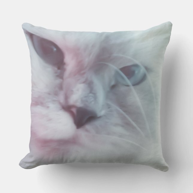 Lilly  throw pillow (Front)