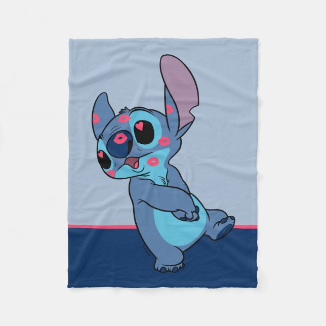 Lilo & Stitch | Stitch Valentine Kisses Fleece Blanket (Front)