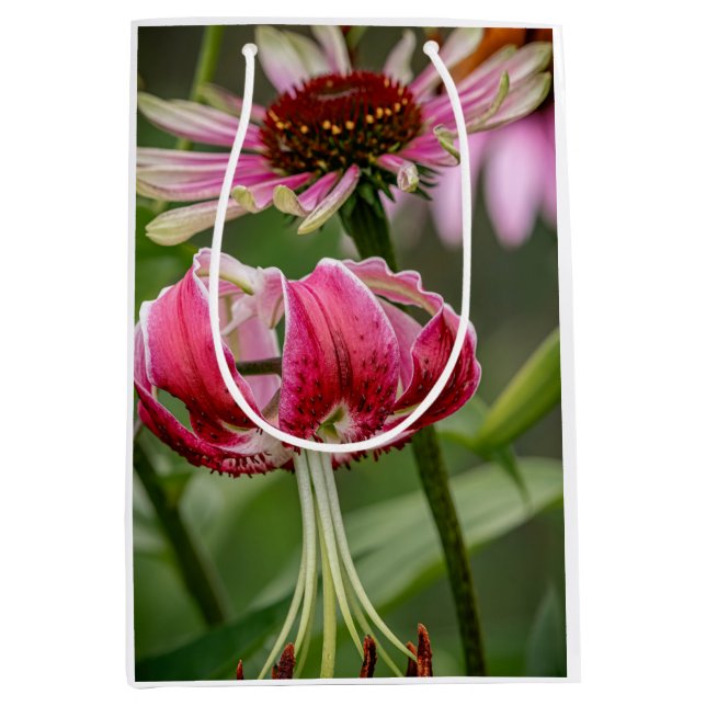 Lily  medium gift bag (Front)