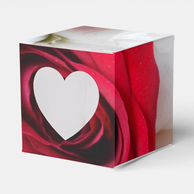 Lindegren Favor Box (Front Side)