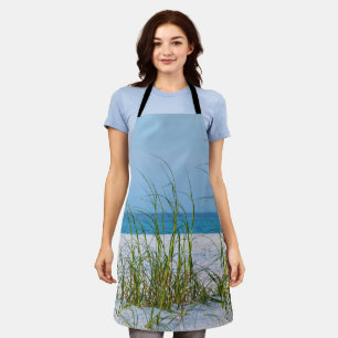Line Of Sea Oats In White Sand Apron
