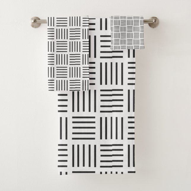 Lines Squared  Bath Towel Set (Insitu)