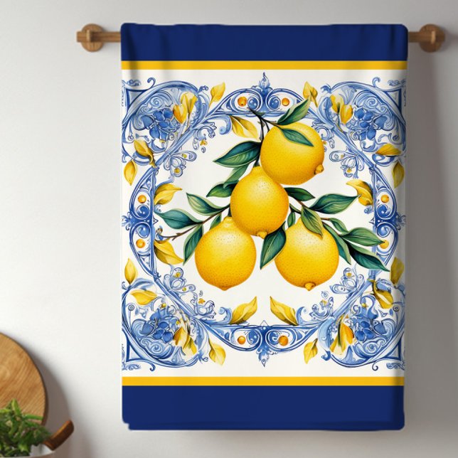 Linge De Cuisine Bouquet de Citron de Carreau Méditerranéen (Pretty blue and white lemon Mediterranean tile kitchen towels will brighten any kitchen.)