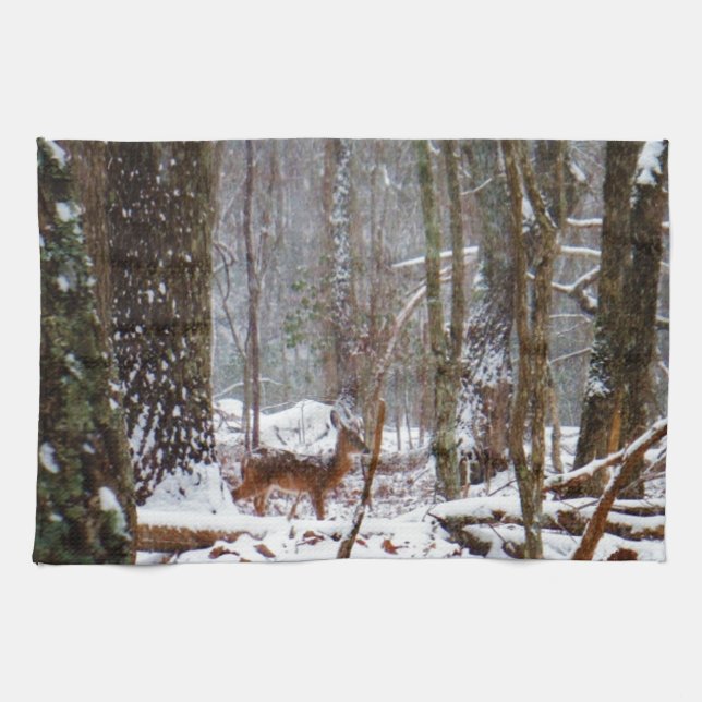 Linge De Cuisine Cerf dans la chute de neige (Horizontal)
