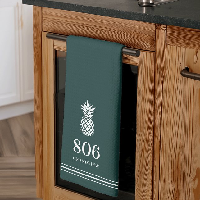 Linge De Cuisine Chasseur | Numéro de la maison d'ananas et nom de  (Créateur téléchargé)