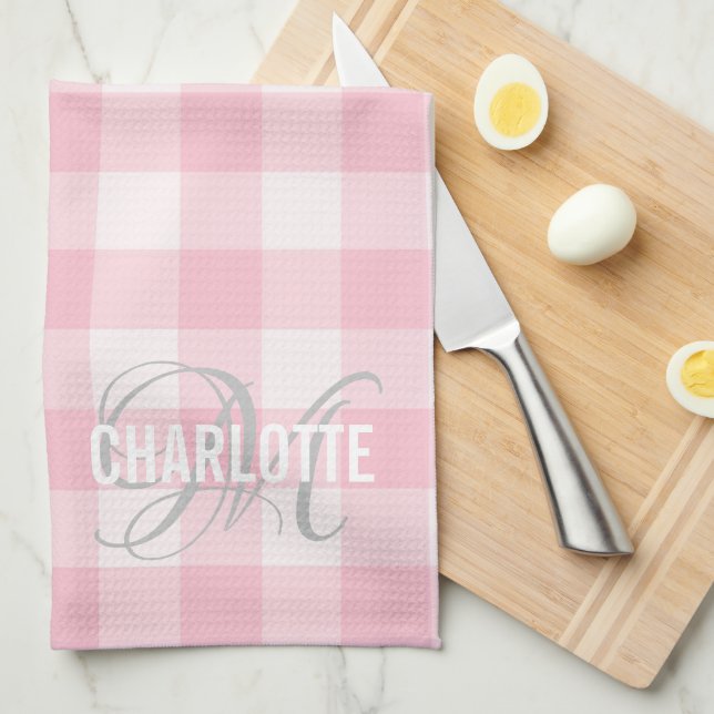 Linge De Cuisine Chic rose pâle en vichy nom monogramme (Quart Plié)