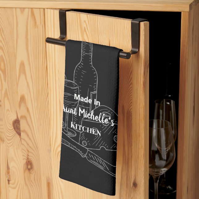 Linge De Cuisine Fait Dans [Votre Nom] Cuisine Vin Noir & Fromage (Pliage en tiers)