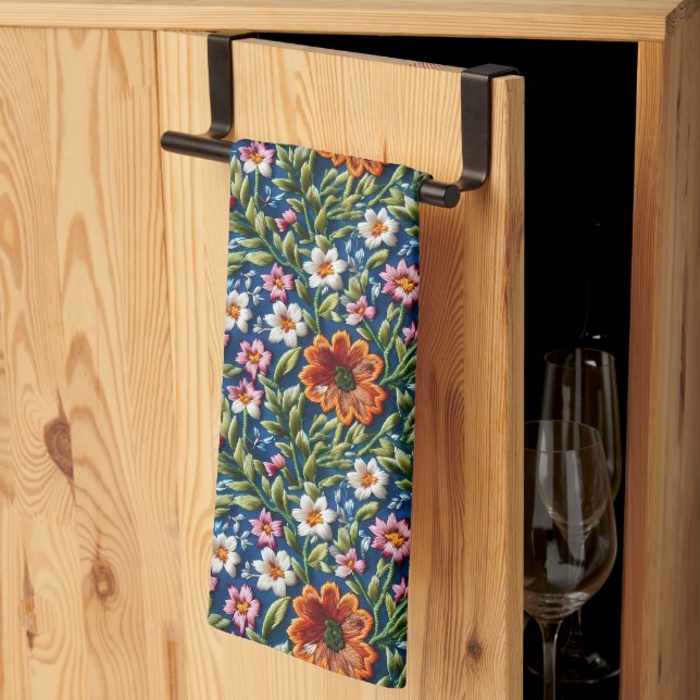 Linge De Cuisine Fleurs brodées (Pliage en tiers)