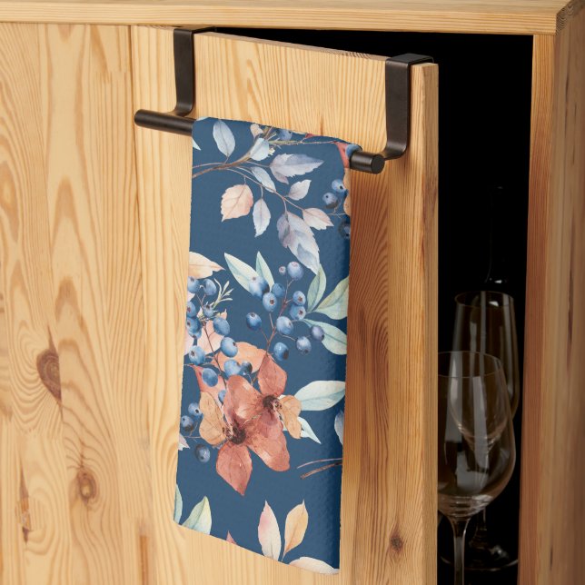 Linge De Cuisine Fleurs d'aquarelle et baies sur bleu marine (Pliage en tiers)