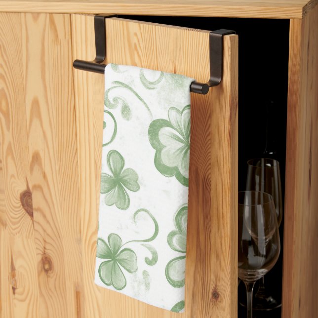 Linge De Cuisine  Green Clover Pattern • St. Patrick’s Day  (Pliage en tiers)