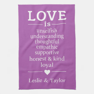 Linge De Cuisine L'amour est ... des noms personnalisés et la coule