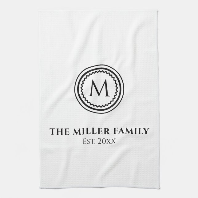 Linge De Cuisine Monogramme | Nom de famille | Médaillon noir et bl (Vertical)