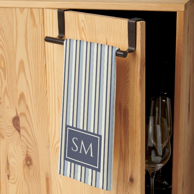Linge De Cuisine Navy And Cream Striped Pattern Monogrammed (Pliage en tiers)