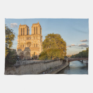 Linge De Cuisine Notre Dame de Paris à l'Heure d'or - Paris, France