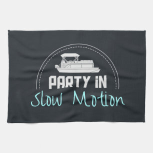 Linge De Cuisine Parti Pontoon au ralenti