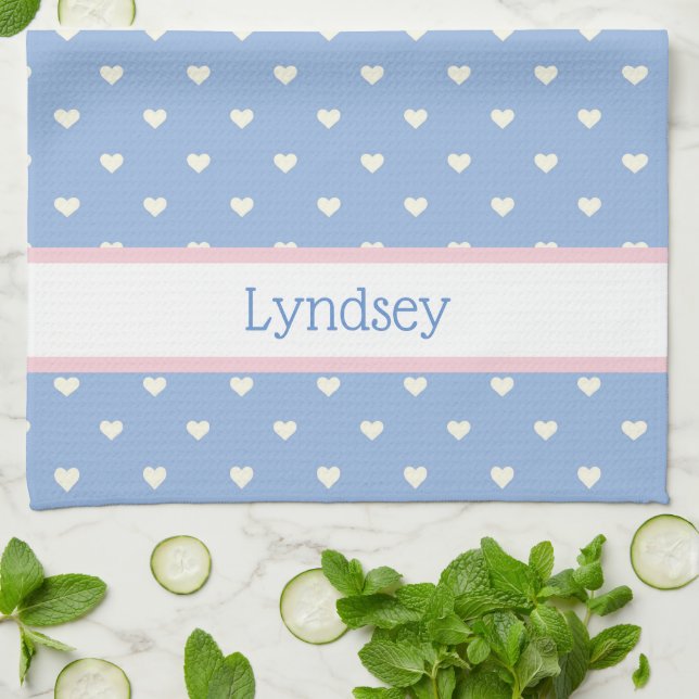 Linge De Cuisine Pastel Bleu aux Coeurs Blancs Personnalisé (Plié)