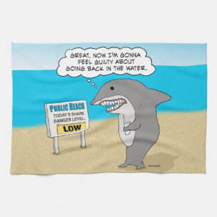 Linge De Cuisine Requin coupable drôle sur la plage