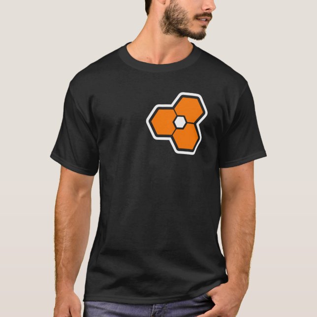 linus tech tips T-Shirt (Front)