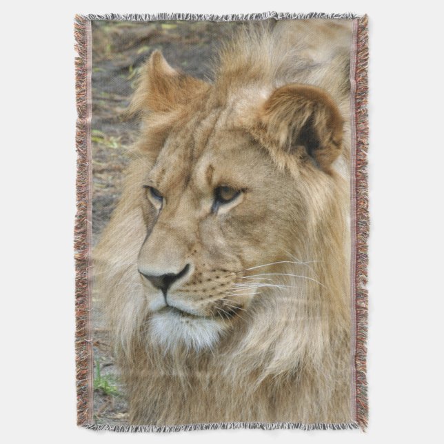 Lion 011 throw blanket (Front Vertical)