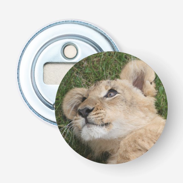Lion 022 bottle opener (Front)