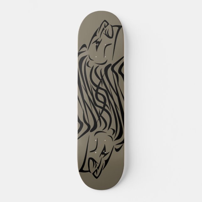 Lion 7 skateboard (Front)