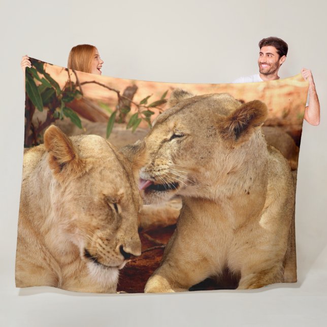 Lion Fleece Blanket (In Situ)
