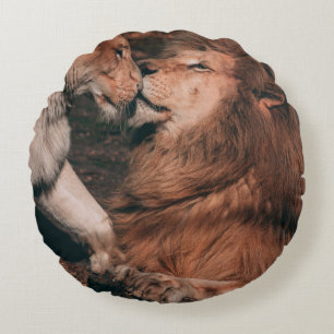LION LYING ON BROWN ROCK ROUND PILLOW