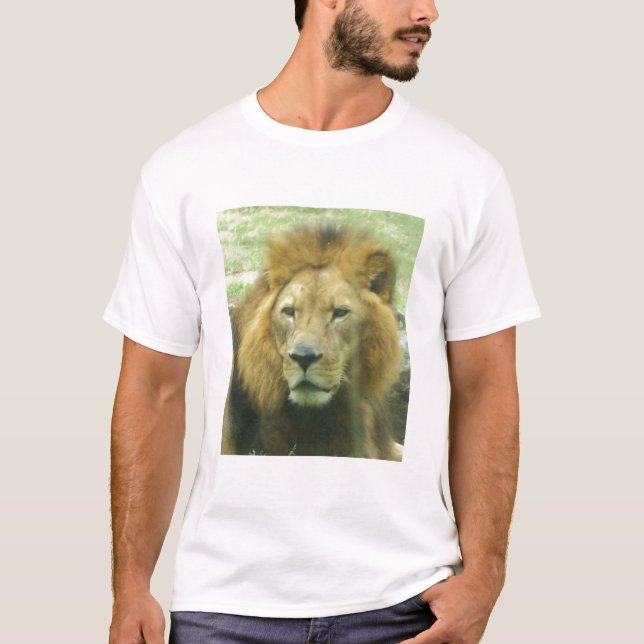 Lion Men's Basic T-Shirt (Front)