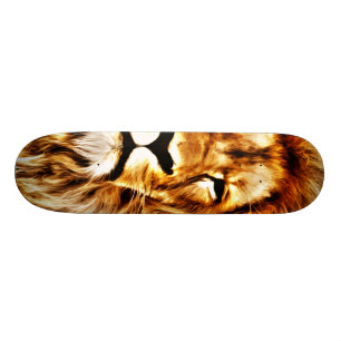 Lion of Royal Standing Skateboard