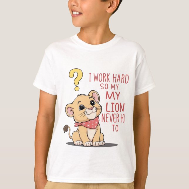 Lion Puff en colère - Joli T-Shirt Lion en caricat (Devant)