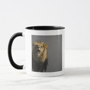 Lion roaring mug