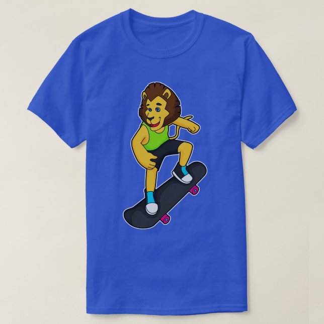 Lion Skater Skateboard 1 T-Shirt (Design Front)
