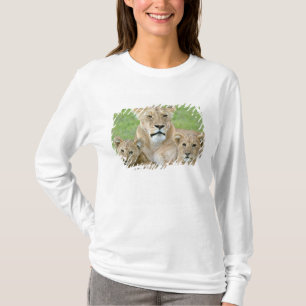 Lioness and Two Cubs, East Africa, Tanzania, T-Shirt