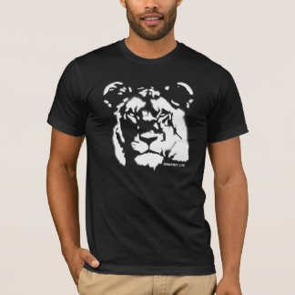 Lioness Spray Paint Design T-Shirt