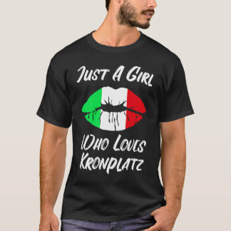 Lips Mouth Love Italian Flag Crown Place T-Shirt
