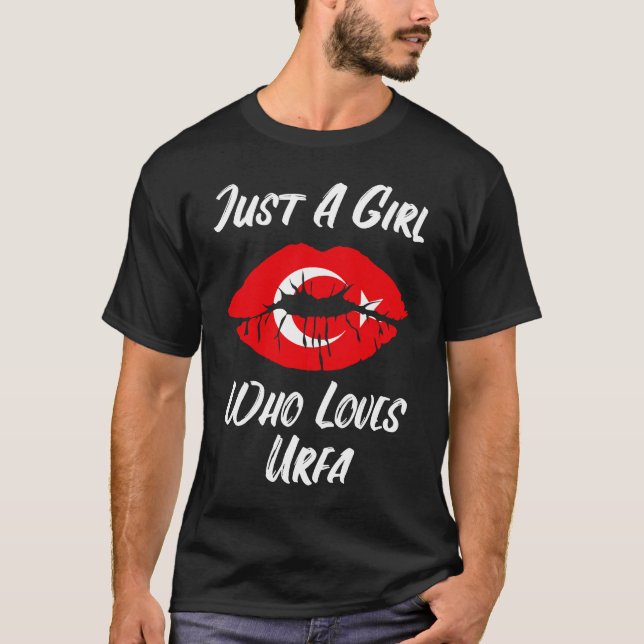 Lips Mouth Love Turkish Flag Urfa T-Shirt (Front)