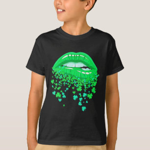 Lips Y Green Cool Irish Shamrock St Patricks Day T-Shirt