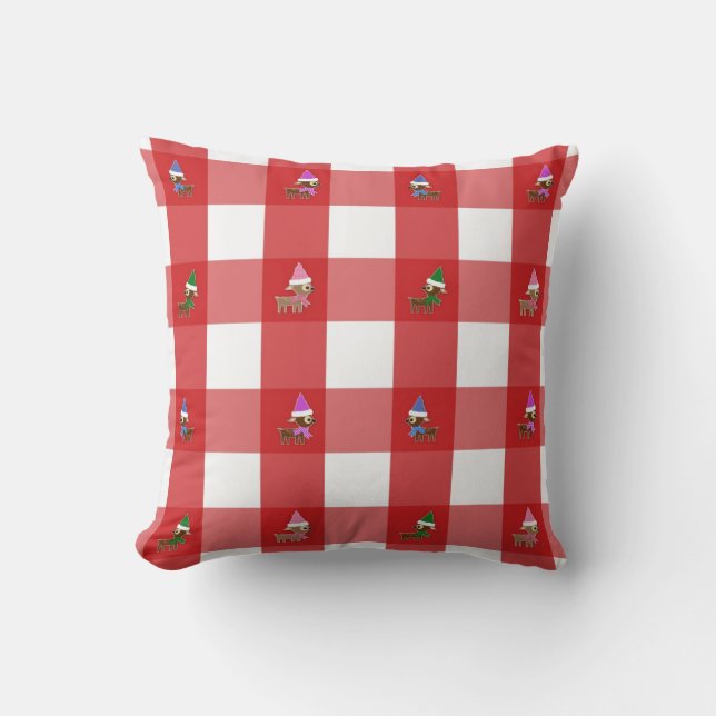 Little Chequered Reindeer Christmas Pattern Throw Pillow (Front)