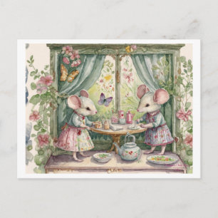 Little mouse preparing dinner postcard