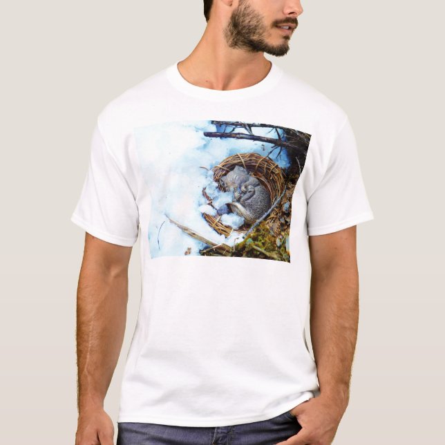 Little mouse sleeping in the snow T-Shirt (Front)