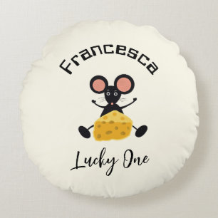 Little mouse with cheese round pillow
