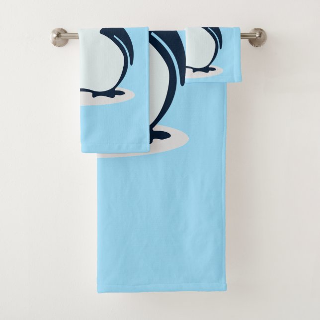 Little Penguin Design Bath Towel Set (Insitu)
