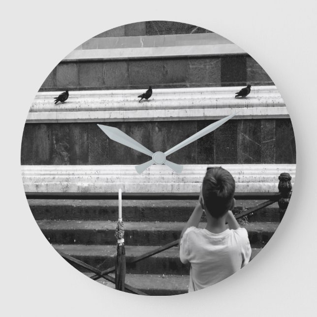 Little photographer large clock (Front)