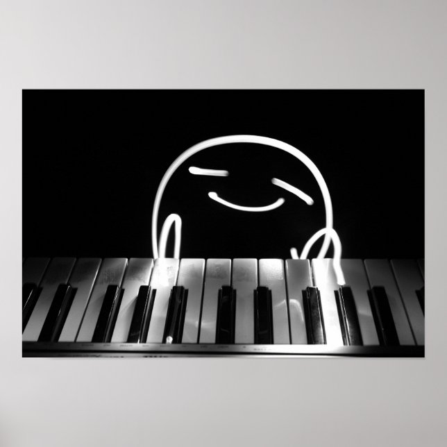 Little Piano Player Poster (Front)