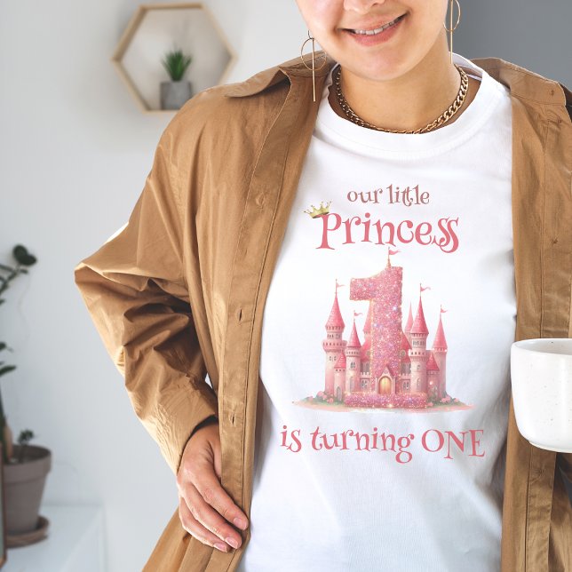 Little Princess Pink Castle 1st Birthday T-Shirt (Creator Uploaded)