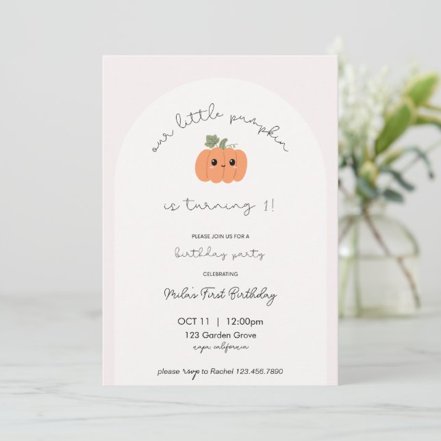 Little Pumpkin’s First Birthday Invitation (Debout devant)