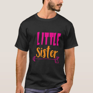 Little Sister Girl Announcement vintage arrow Birt T-Shirt
