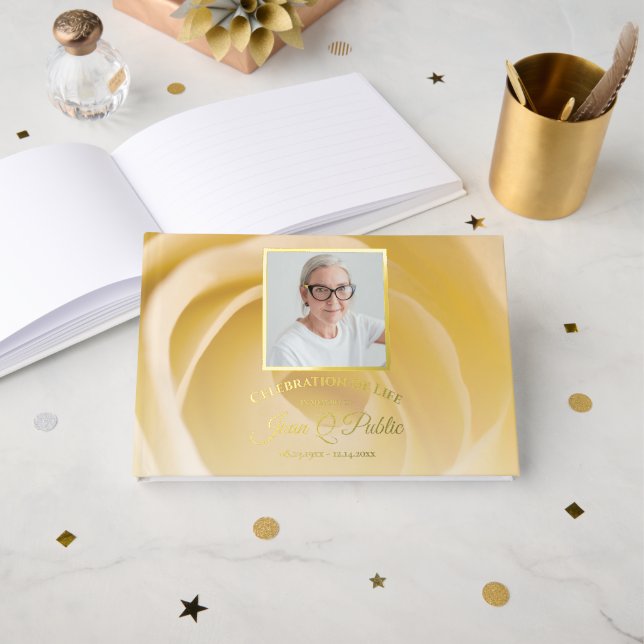 Livre D'or Fleur de rose blanche Célébration de la vie (Recto ouvert)