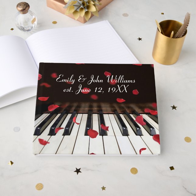 Livre D'or Wedding Red Rose Petals on Piano Keys (Recto ouvert)