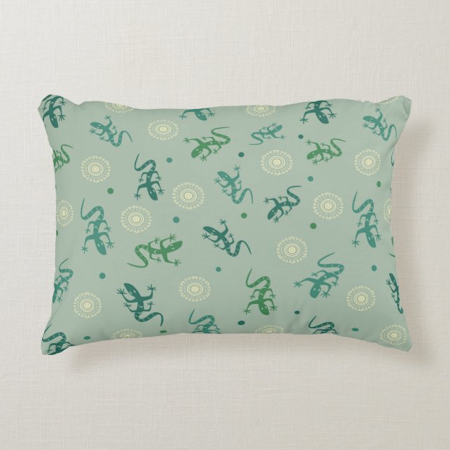 Lizard Accent Pillow (Front)